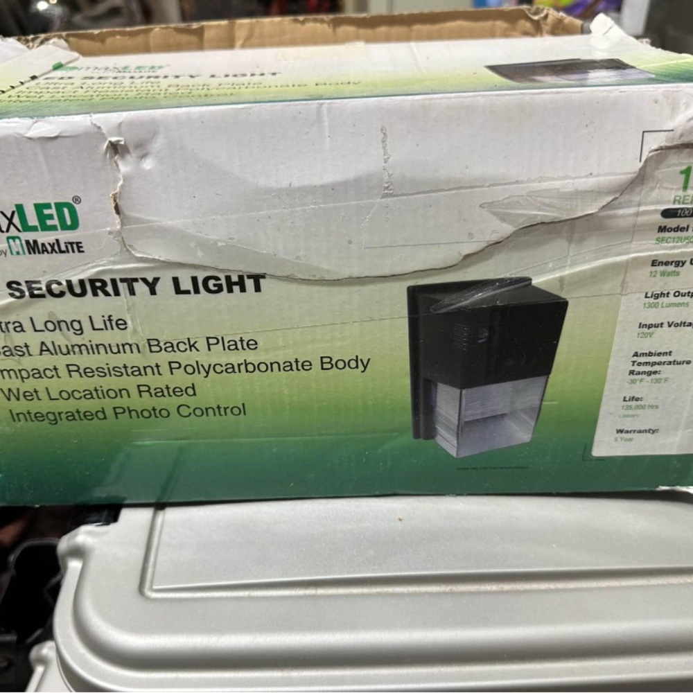 Max LED By Maxlite LED Security Light - Picture 3 of 4